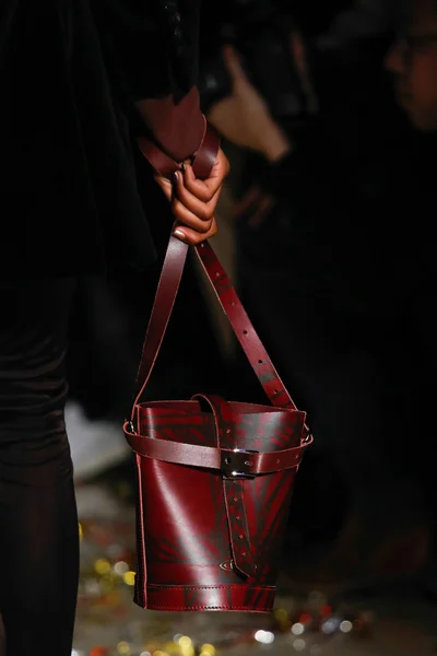 Look 26
